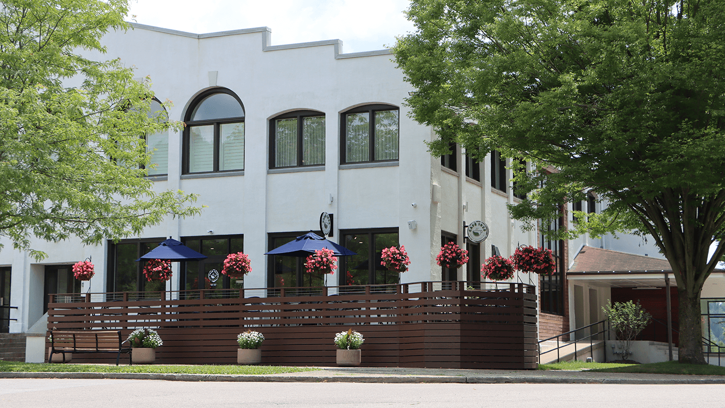 Wheeling White Palace